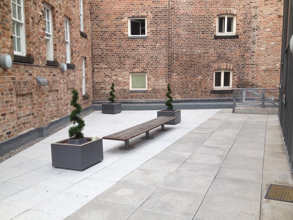 Campbell Square Apartment 3 Ливърпул Екстериор снимка